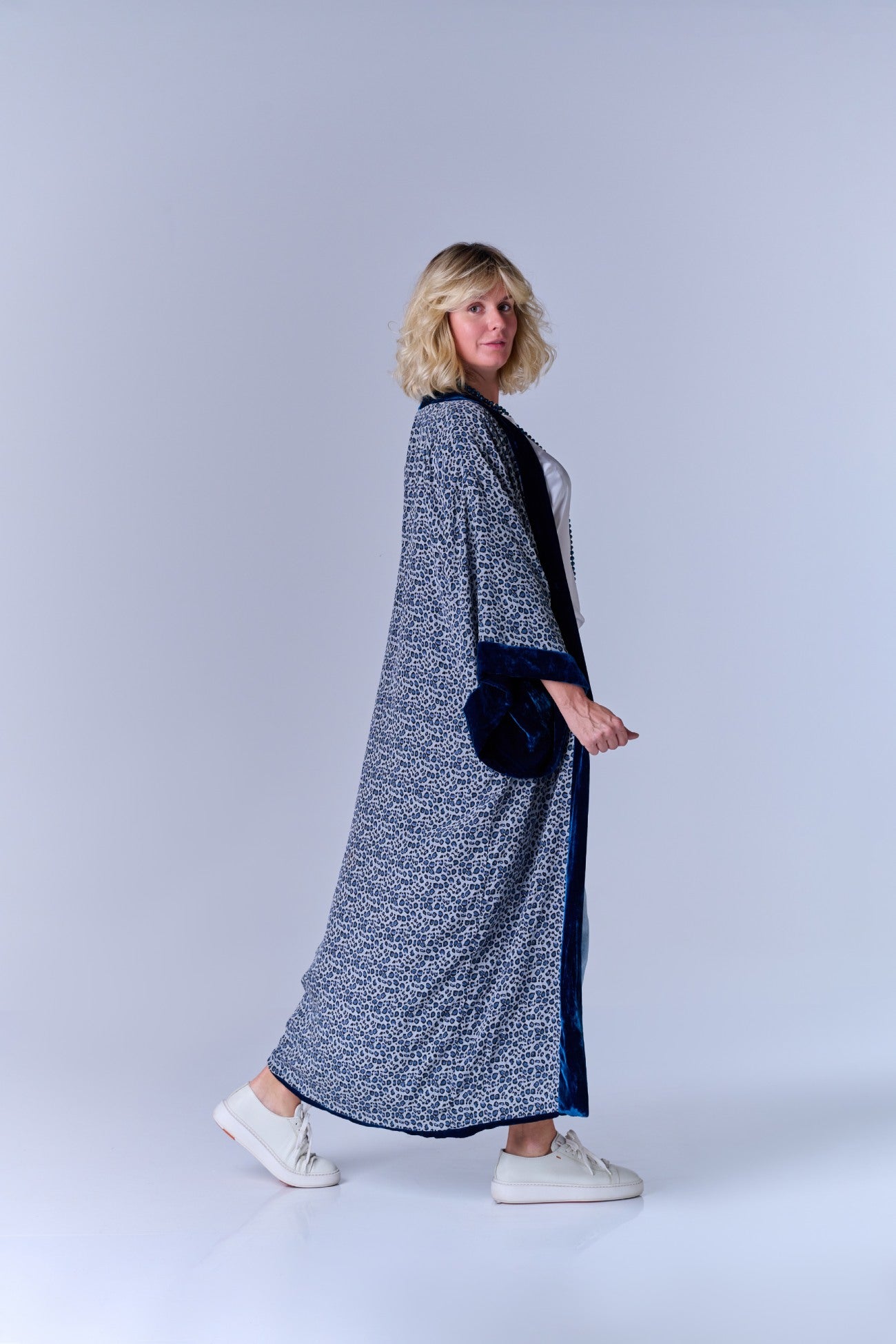 SELFSURE REVERSIBLE SILK-VELVET KIMONO INGA